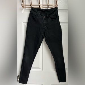 TALA Black Skinny Jegging